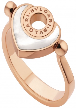 Bvlgari rose gold and mother of pearl b zero1 ring