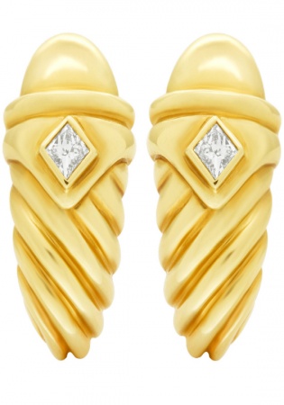 David yurman shrimp earrings in 14k gold with diamond accents